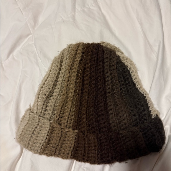 Supreme Brown and Cream Knit Beanie - Picture 3 of 4